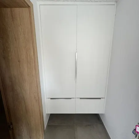 Lesna 6, Apartment